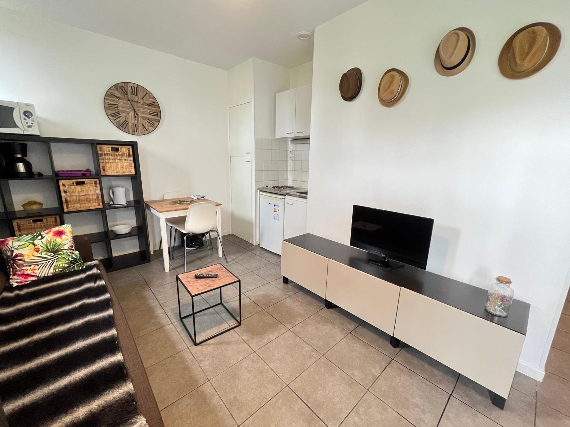 La Paille Metz Luxembourg Parking Un-Sejour-A-Part Apartment Exterior photo